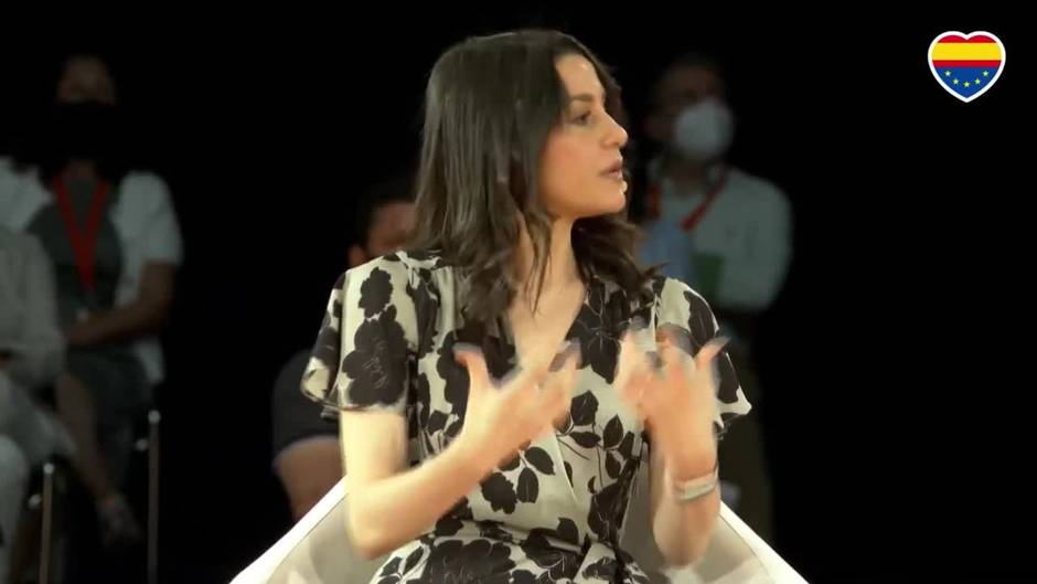 Arrimadas tiene fe en el proyecto de Cs pese a las dificultades