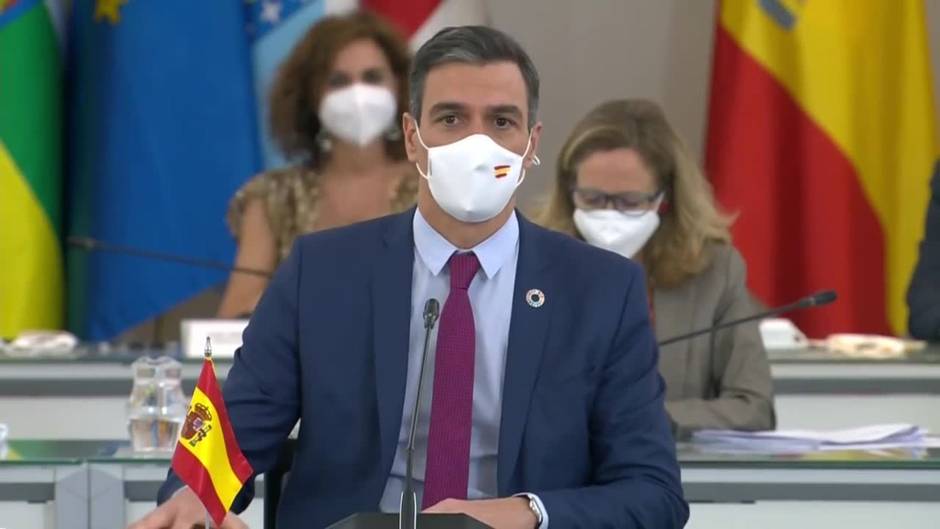 Moreno ve "decepcionante" la Conferencia y reprocha a Sánchez que "trate mejor" a Cataluña y Euskadi