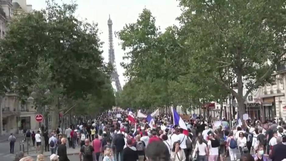 Francia implanta desde hoy el pasaporte Covid