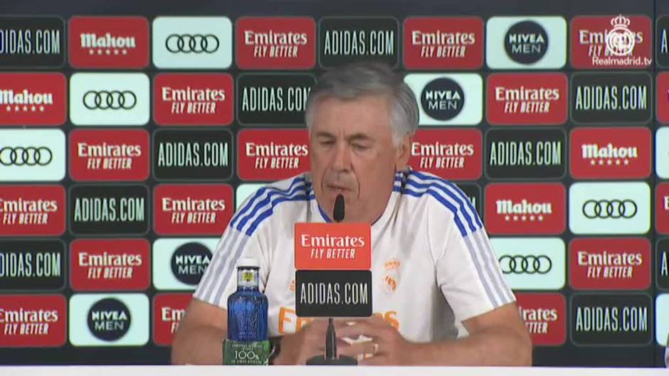 Ancelotti: "Tenía que inscribir sólo a dos jugadores y he elegido a Bale y a Jovic"