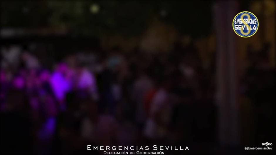 Precintan una discoteca en la Cartuja por exceso de aforo y desalojan a más de 400 personas