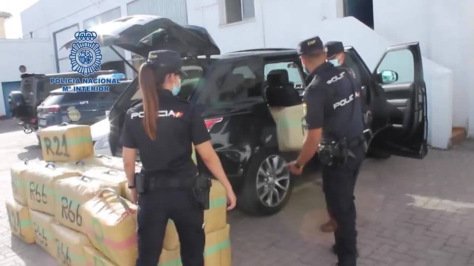 La Policía descubre en La Línea una «guardería» de hachís con 1.400 kilos