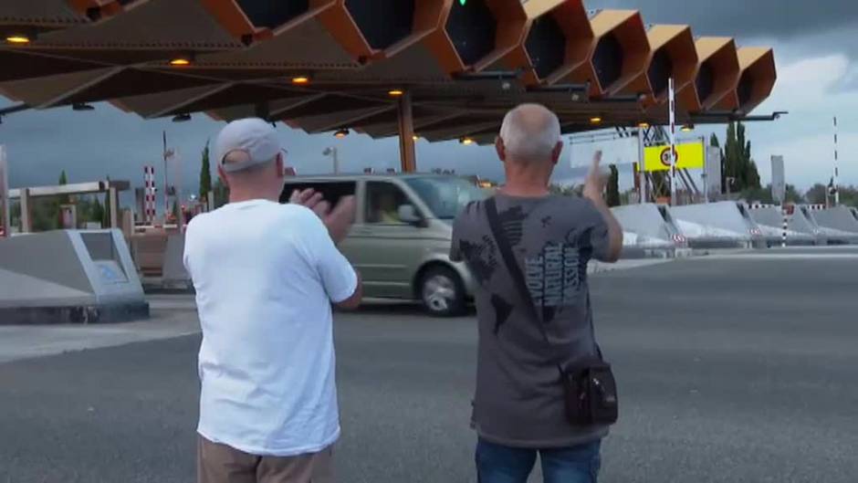 Cataluña celebra el fin de los peajes en sus autopistas