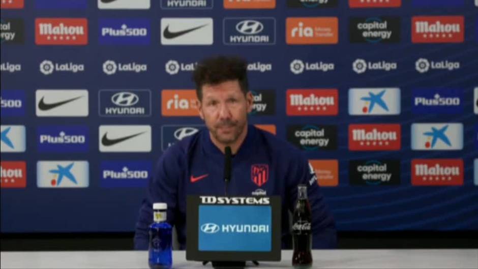 Simeone: "La gente exigirá a Griezmann como nos exige a nosotros"