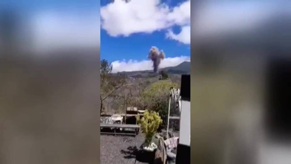 Los vecinos de La Palma viven con angustia la erupción del volcán