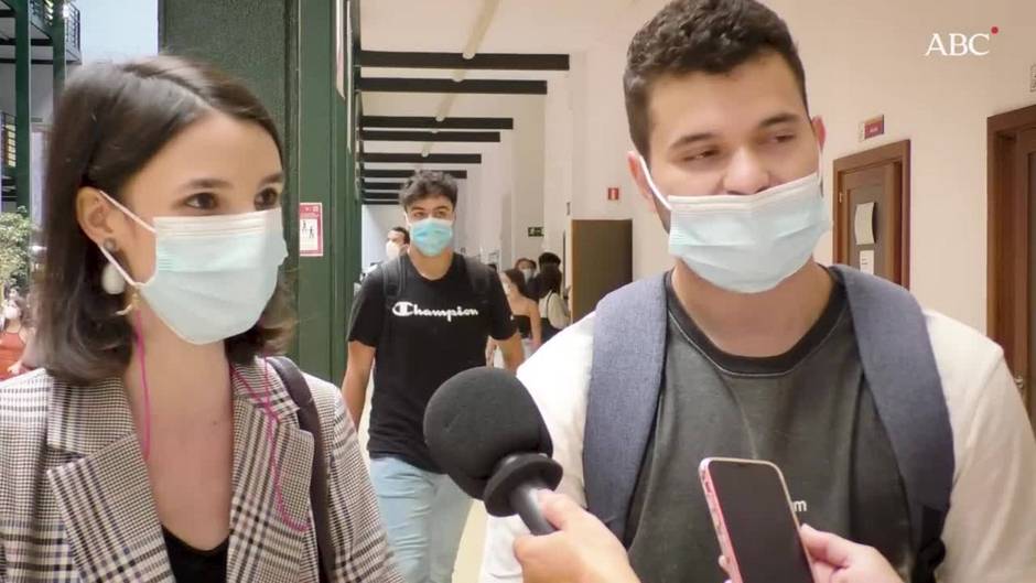 Año y medio después 60.000 universitarios vuelven hoy al campus en Sevilla