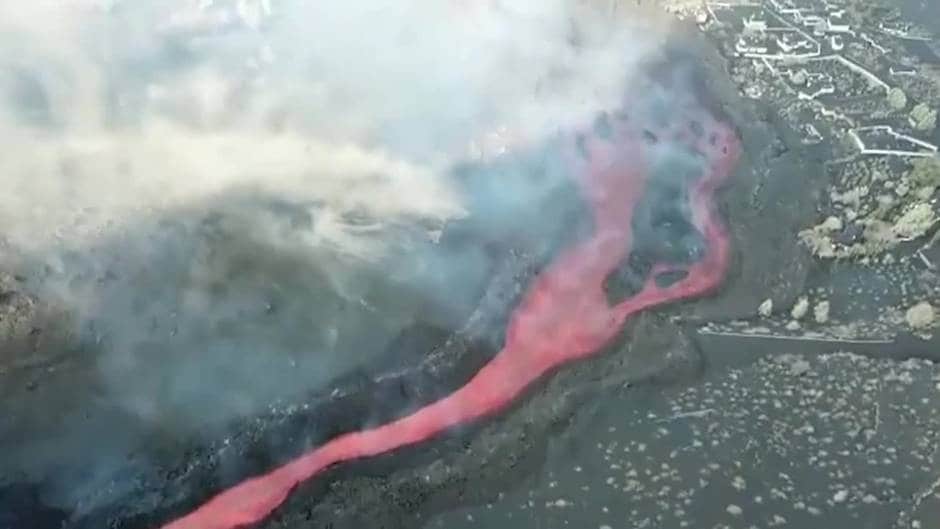 Abierto un nuevo foco de emisión del volcán de La Palma