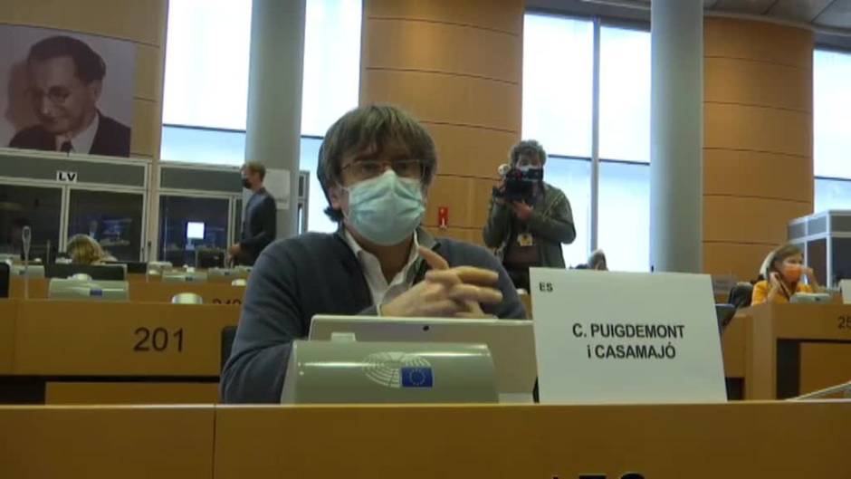 Puigdemont regresa a Bruselas tras su detención
