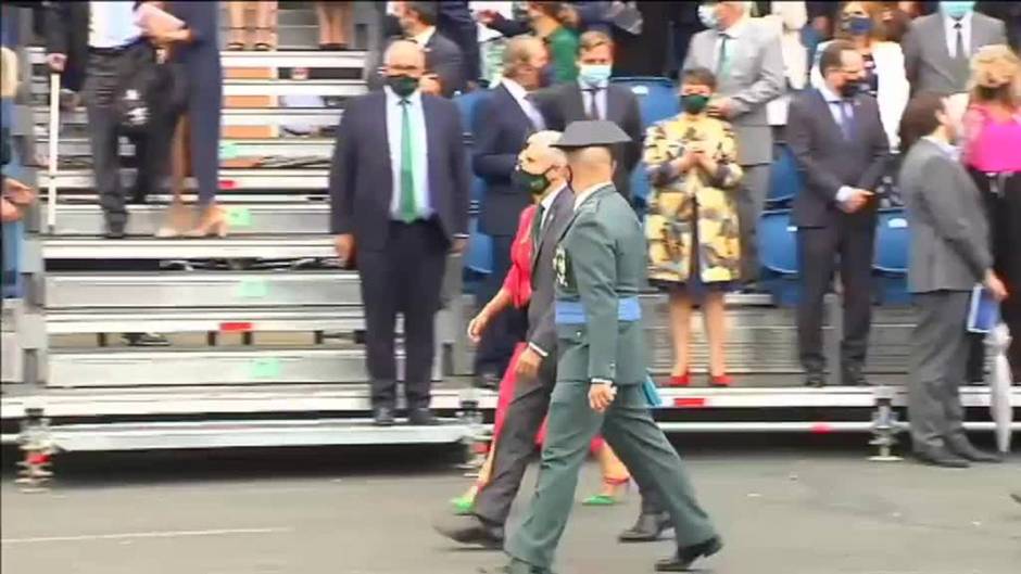 Sonoros abucheos a Marlaska en Córdoba durante un acto de la Guardia Civil