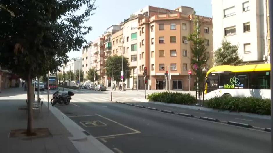 La pesadilla de un comerciante de Santa Coloma: robos y agresiones diarias en su propia tienda