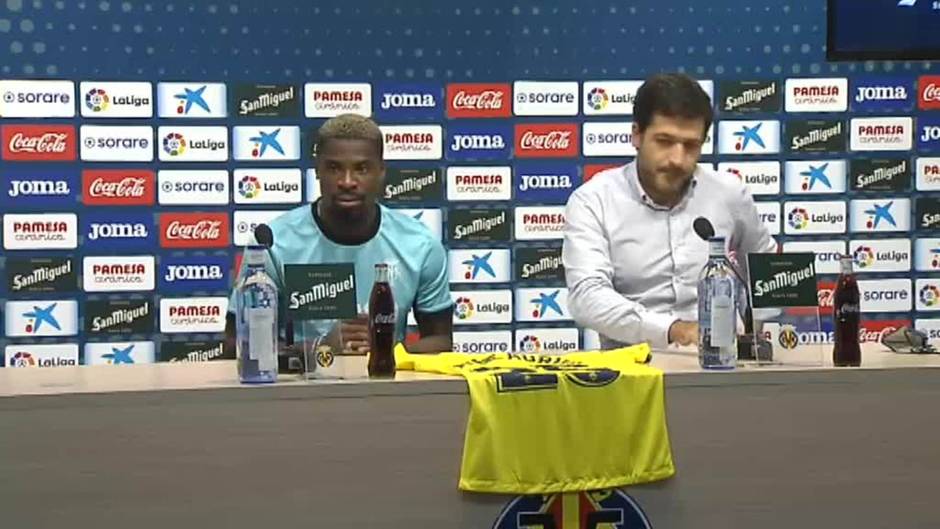 El Villarreal presenta a Serge Aurier