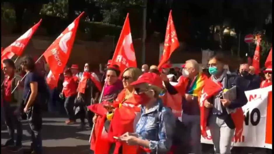 Gran marcha en Italia contra el fascismo