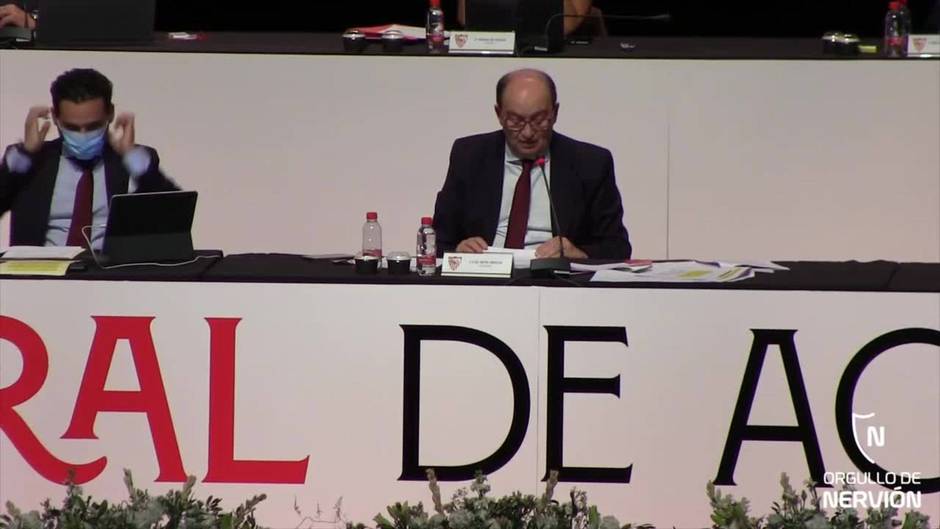 Dircurso del presidente Castro en la junta de accionistas del Sevilla FC