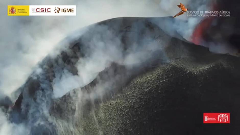 Nuevo derrumbe del interior del volcán