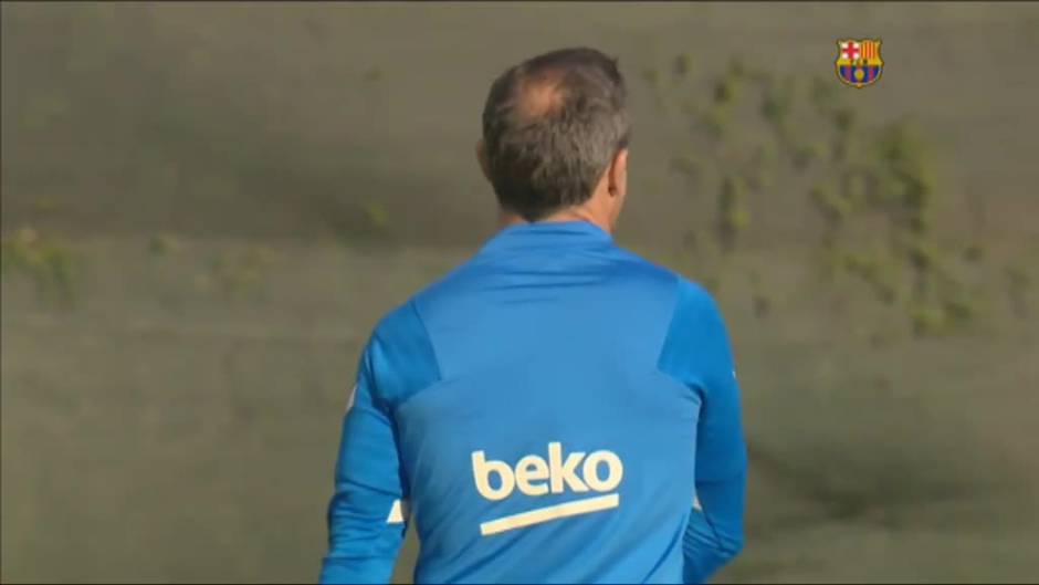 Sergi Barjuan ya ejerce como entrenador interino del Barça