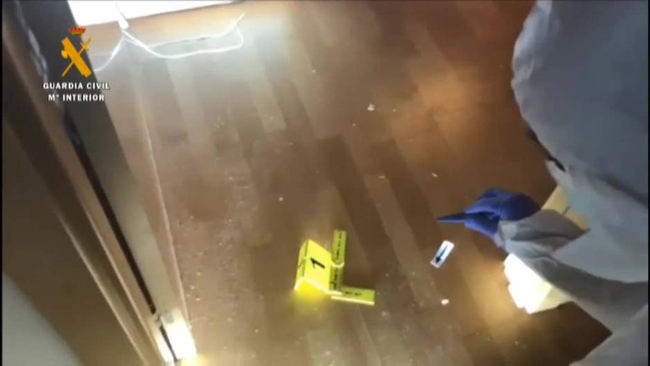 Inspeccionan a fondo la vivienda del presunto asesino del niño de Lardero