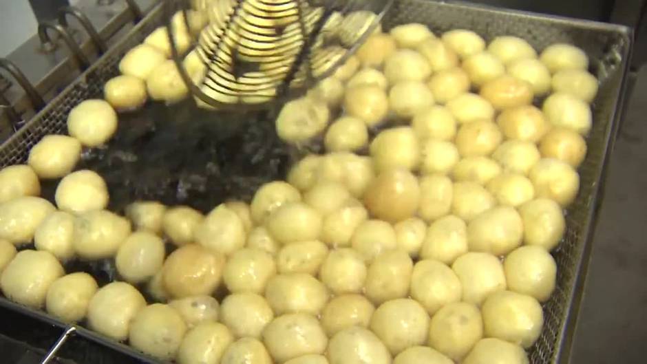 Los buñuelos de múltiples sabores protagonizan las ventas en la pastelería Nunos