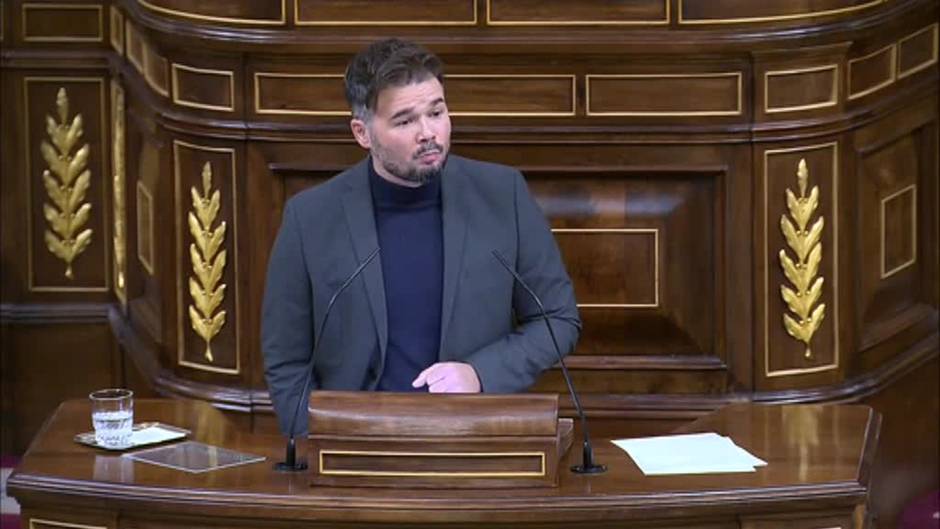 Rufián advierte al Gobierno: "No sé si les queda gasolina en los motores para tanto viaje"