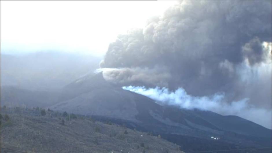 El volcán de Cumbre Vieja experimenta un cambio en su dinámica