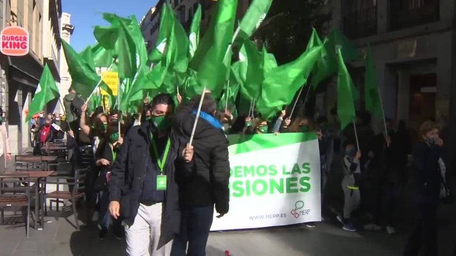 Madrid acoge manifestación por el blindaje de las pensiones en la Constitución