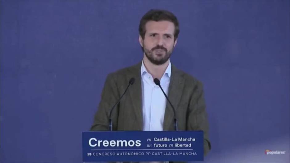 Casado ataca al "aquelarre radical de Valencia" y manda un aviso a Sánchez