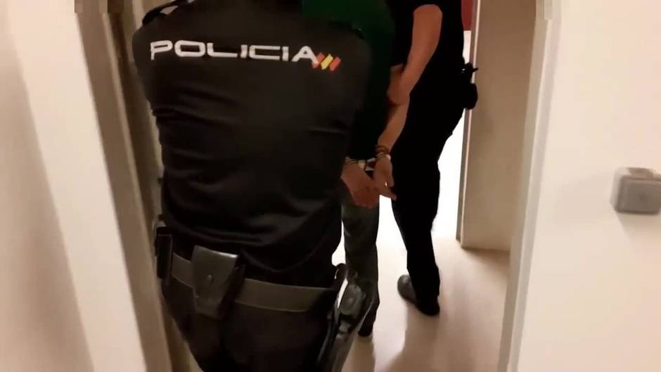 Detenido un agente de seguros de Logroño por estafar 8.000 euros a un cliente