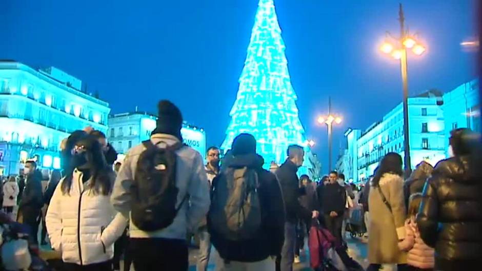 Aumenta la presión hospitalaria en medio de las luces de Navidad, las rebajas y las aglomeraciones