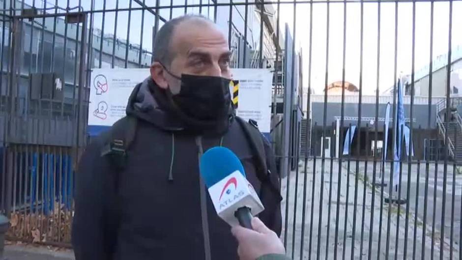 Los rezagados colapsan los puntos de vacunación