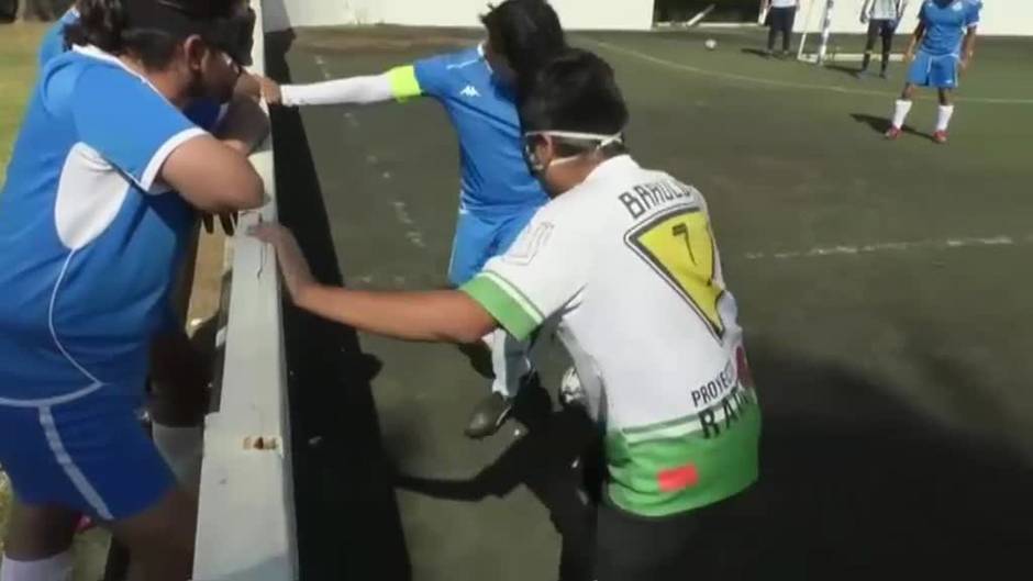 México acoge un torneo de fútbol para equipos compuestos por jugadores ciegos y con discapacidad visual