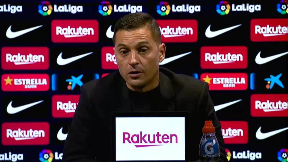 Xavi: "Hay que volver al modelo de juego, que habíamos perdido, y me sorprende muchísimo"