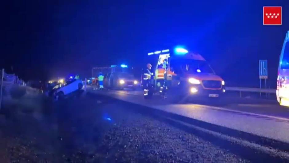 Dos muertos y un herido muy grave en un accidente de tráfico en Fuentidueña de Tajo