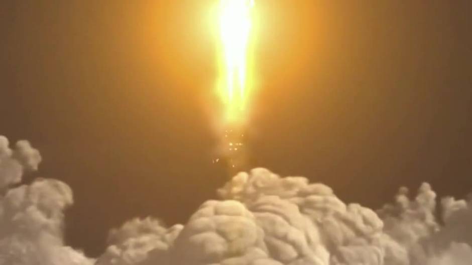 Fuegos artificiales, luces y realidad aumentada para dar la bienvenida al 2022 en la ciudad china de Qingdao