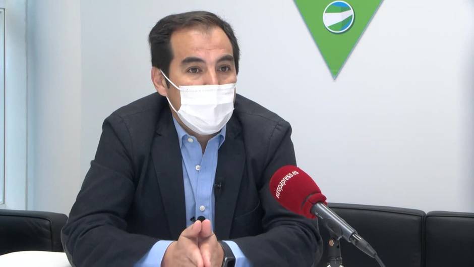 Nieto ve "perfectamente viable" un Gobierno del PP-A que sume más que la izquierda