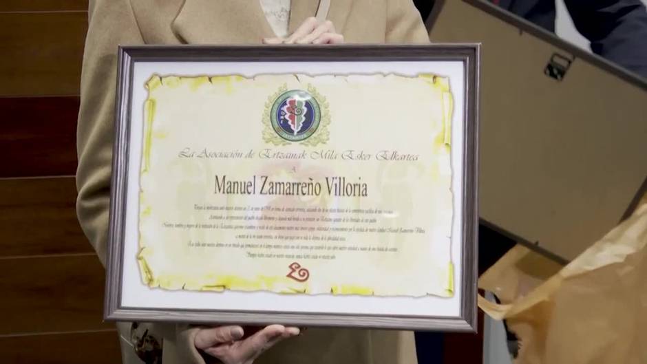 Ertzainas homenajean a Juan María Quintana, escolta del asesinado por ETA Manuel Zamarreño