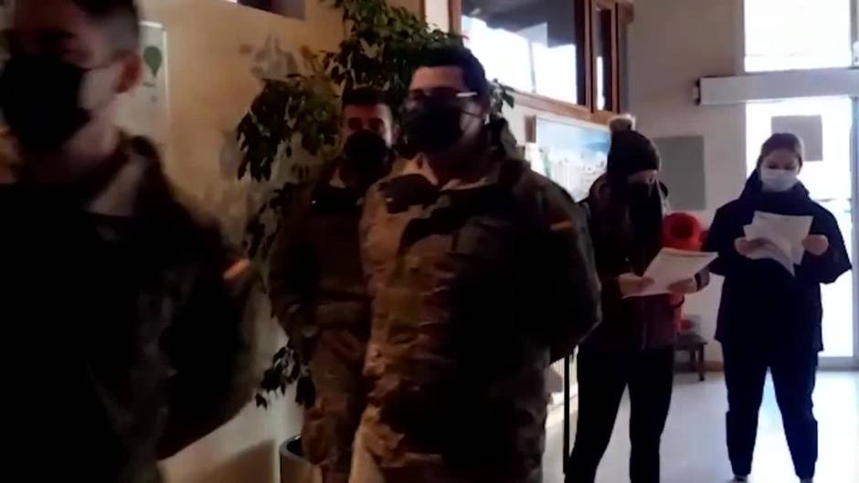 Voluntarios se vuelcan en la extracción de muestras para donar médula a un menor