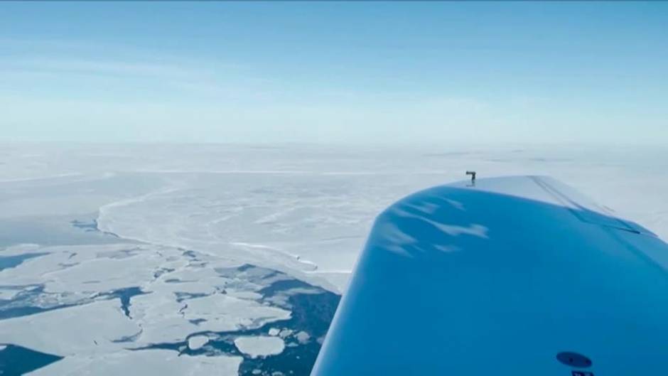 Zara Rutherford se convierte en la piloto más joven en dar la vuelta al mundo solitario