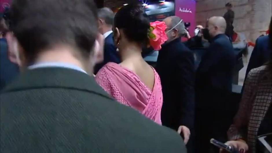 Sánchez y Casado coinciden a en Fitur pero no se saludan