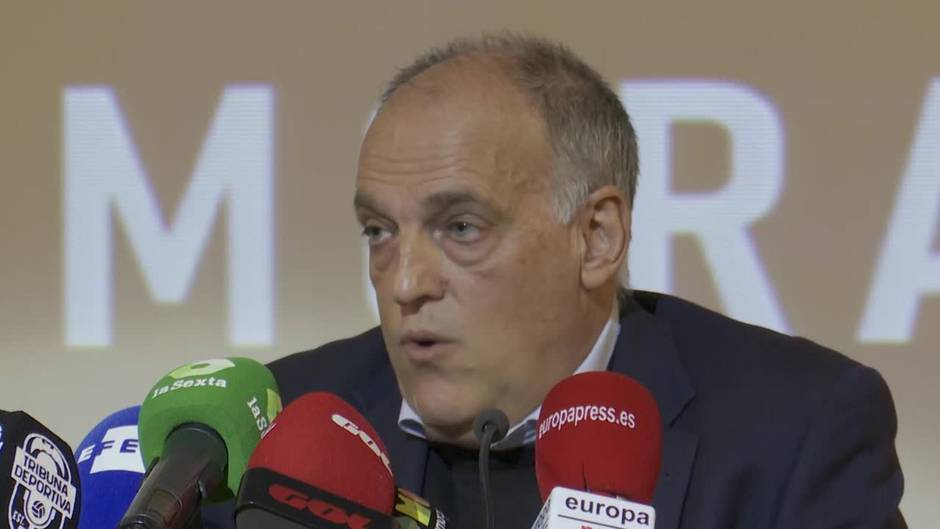 Tebas: "El Valencia CF merece tener un buen estadio cuanto antes"