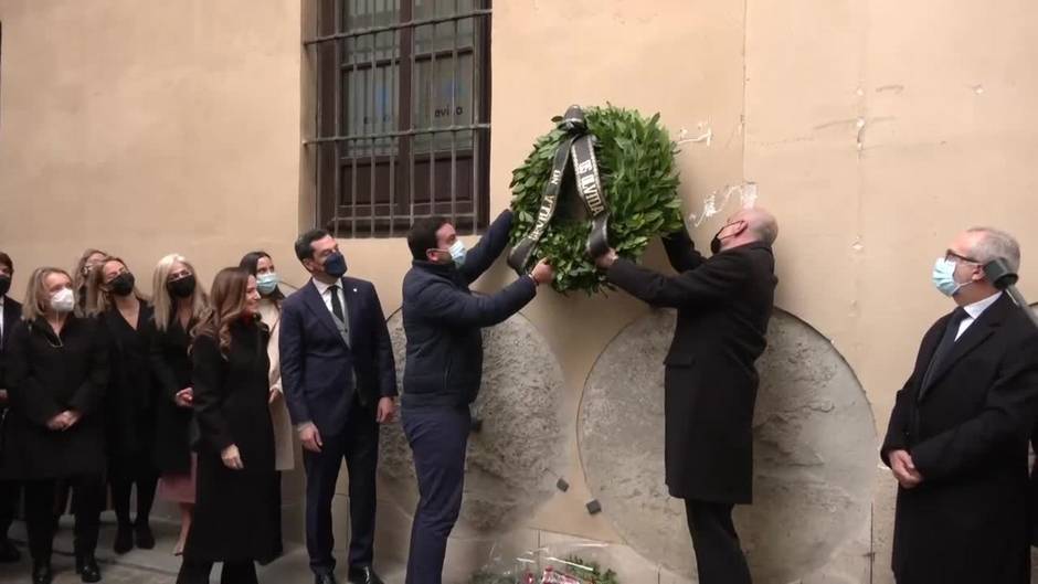 Moreno recuerda que Jiménez-Becerril, su esposa y asesinados por ETA "dieron su vida por libertad"