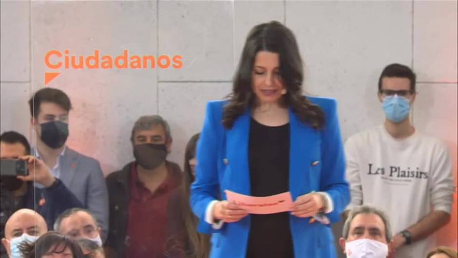 Arrimadas a Mañueco: "No tuvo lo que hay que tener para repetir una mentira de esa calaña"