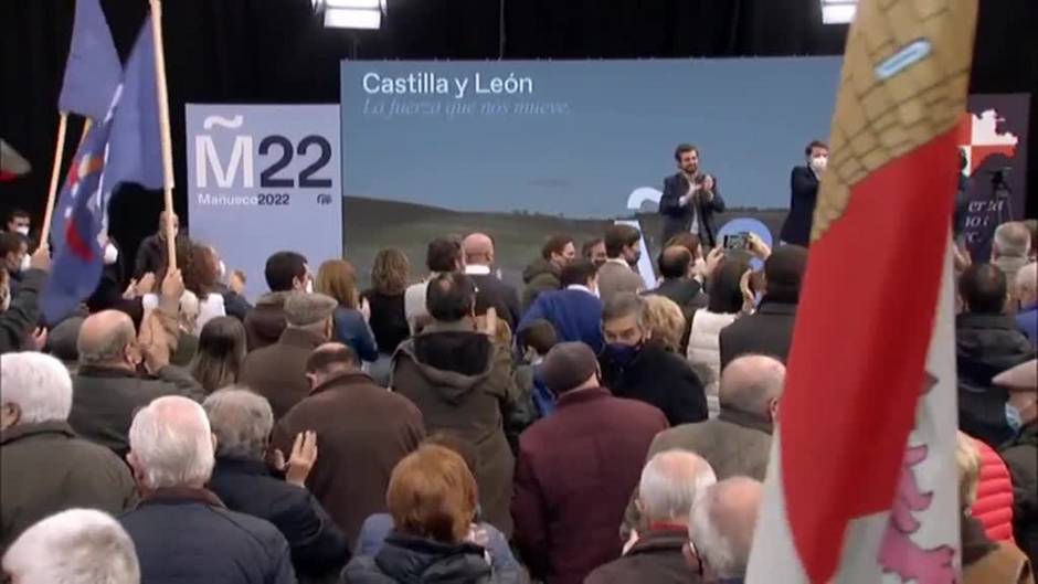 Casado acusa a Sánchez de hacer "trampas" y de "retorcer la soberanía nacional" con la reforma laboral