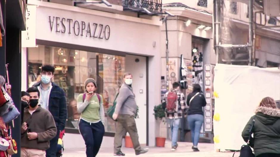Las mascarillas dejan de ser obligatorias en espacios al aire libre