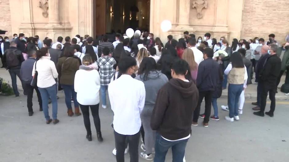 Totana se despide de la menor presuntamente asesinada por su expareja