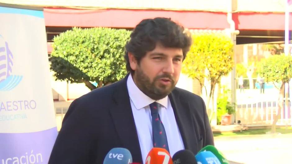 López Miras defiende que la "solución" al conflicto del PP "pasa por la unidad"