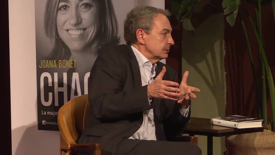 Zapetero y Joana Bonet ponen en valor el feminismo de Carme Chacón