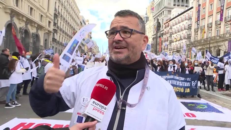 Técnicos superiores sanitarios reclaman que su formación sea universitaria