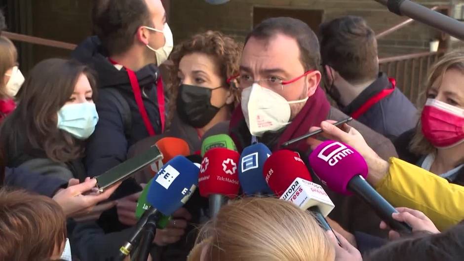 Adrián Barbón no ve división en el Gobierno sobre el envío de armas a Ucrania