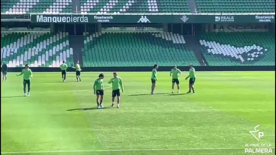 Canales y Borja Iglesias empiezan el entrenamiento con el grupo en la previa del Betis - Osasuna