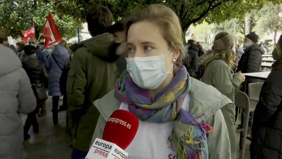 Cientos de personas piden en Santander "salvar" una atención primaria en "estado crítico"