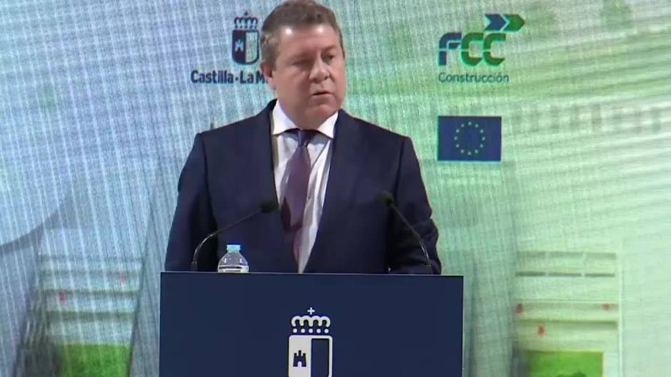 Page suscribe la petición de Feijóo y pide un pacto de estado para gestionar el medicamento